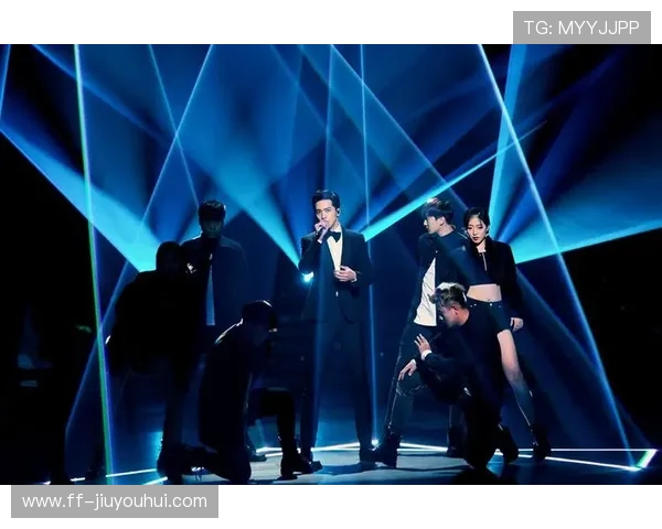 飞跃极限扑救 荣耀门将出击燃爆全场竞技风云